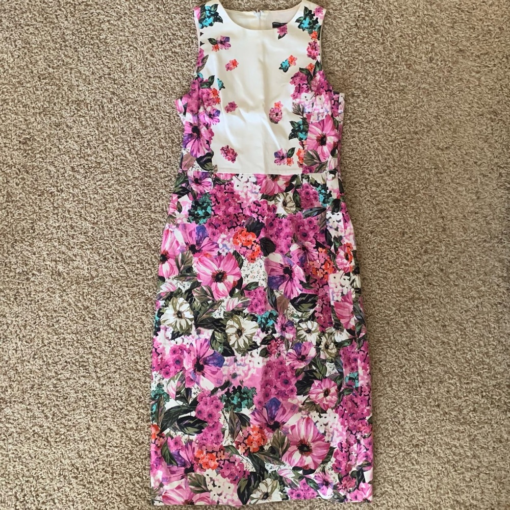 Maggy London Floral Pencil dress